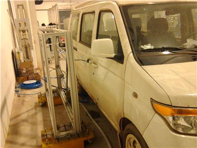 汽車側(cè)滑門耐久試驗(yàn)臺(tái)